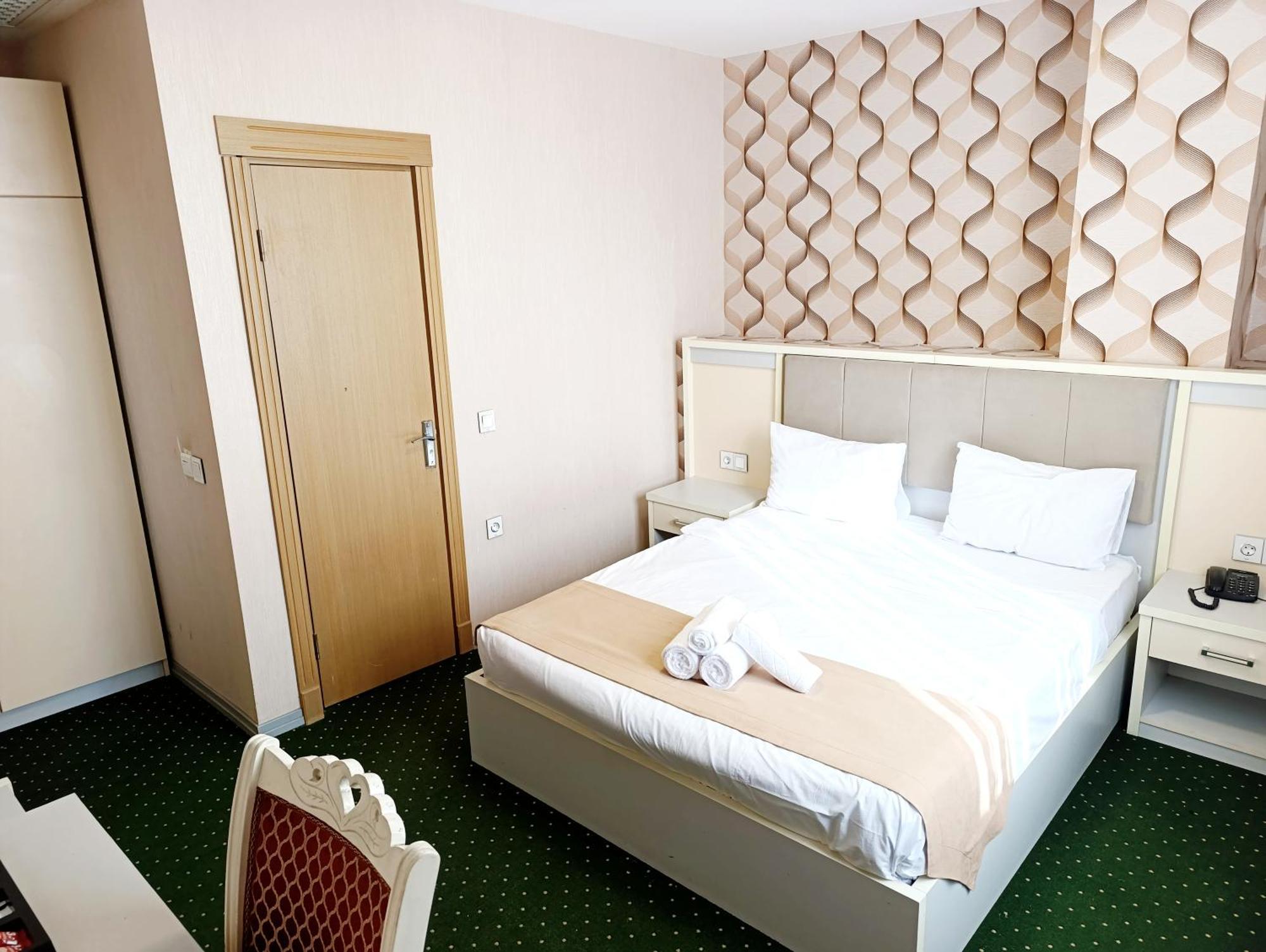Alis Hotel Baku Exterior foto